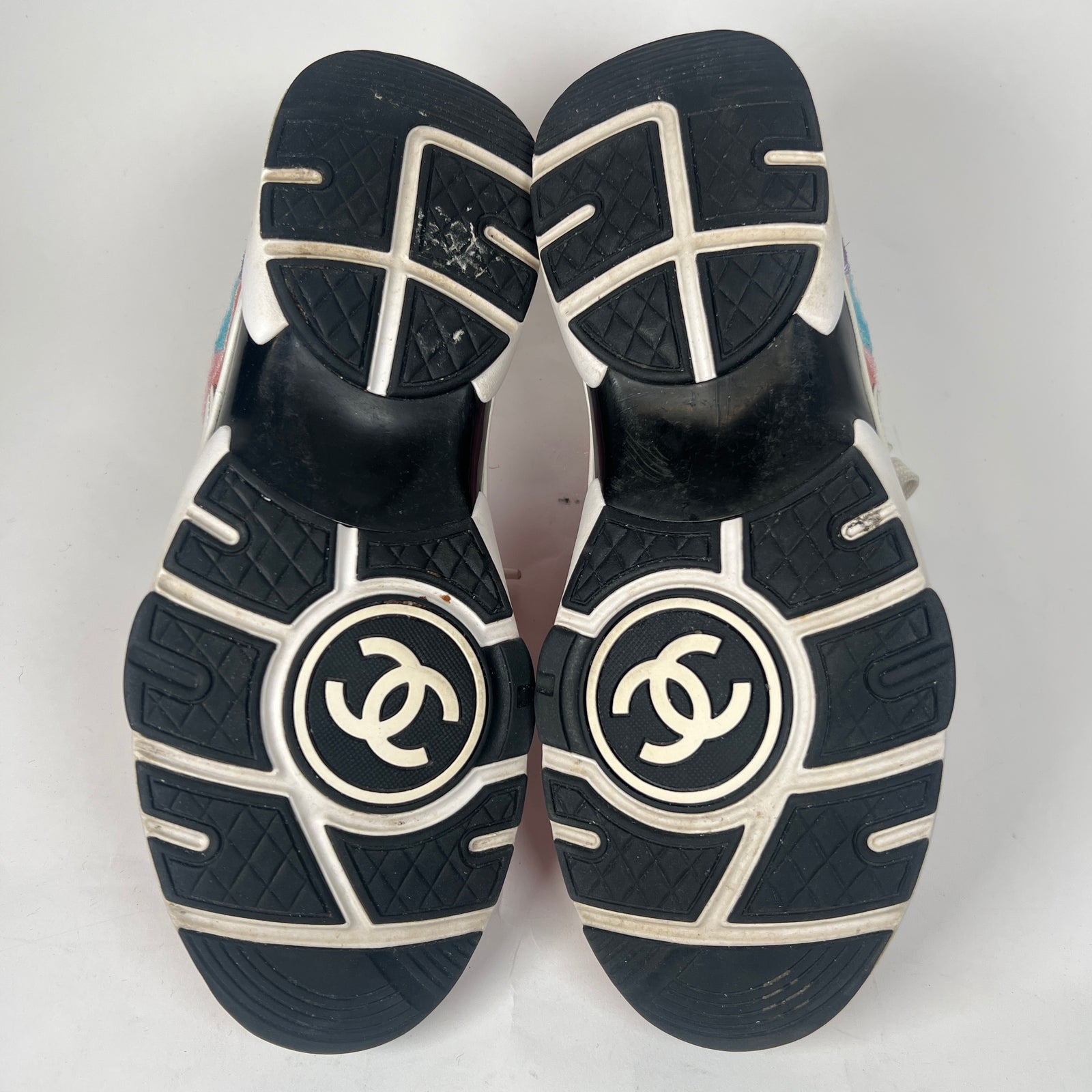 Chanel Multicolor Interlocking CC Suede Runner Size 39