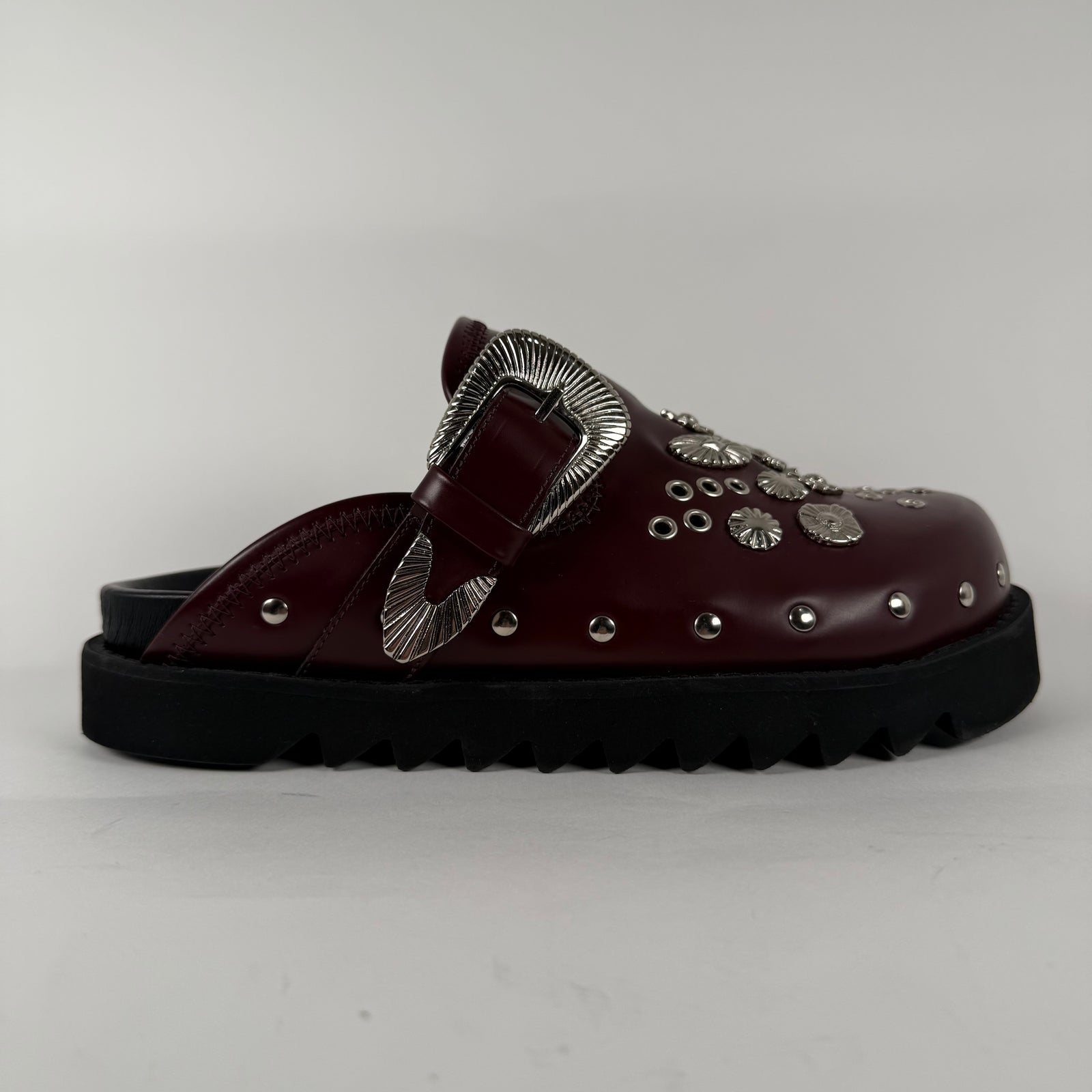 Toga Virilis Red Studded Slip-On Mules Size 8