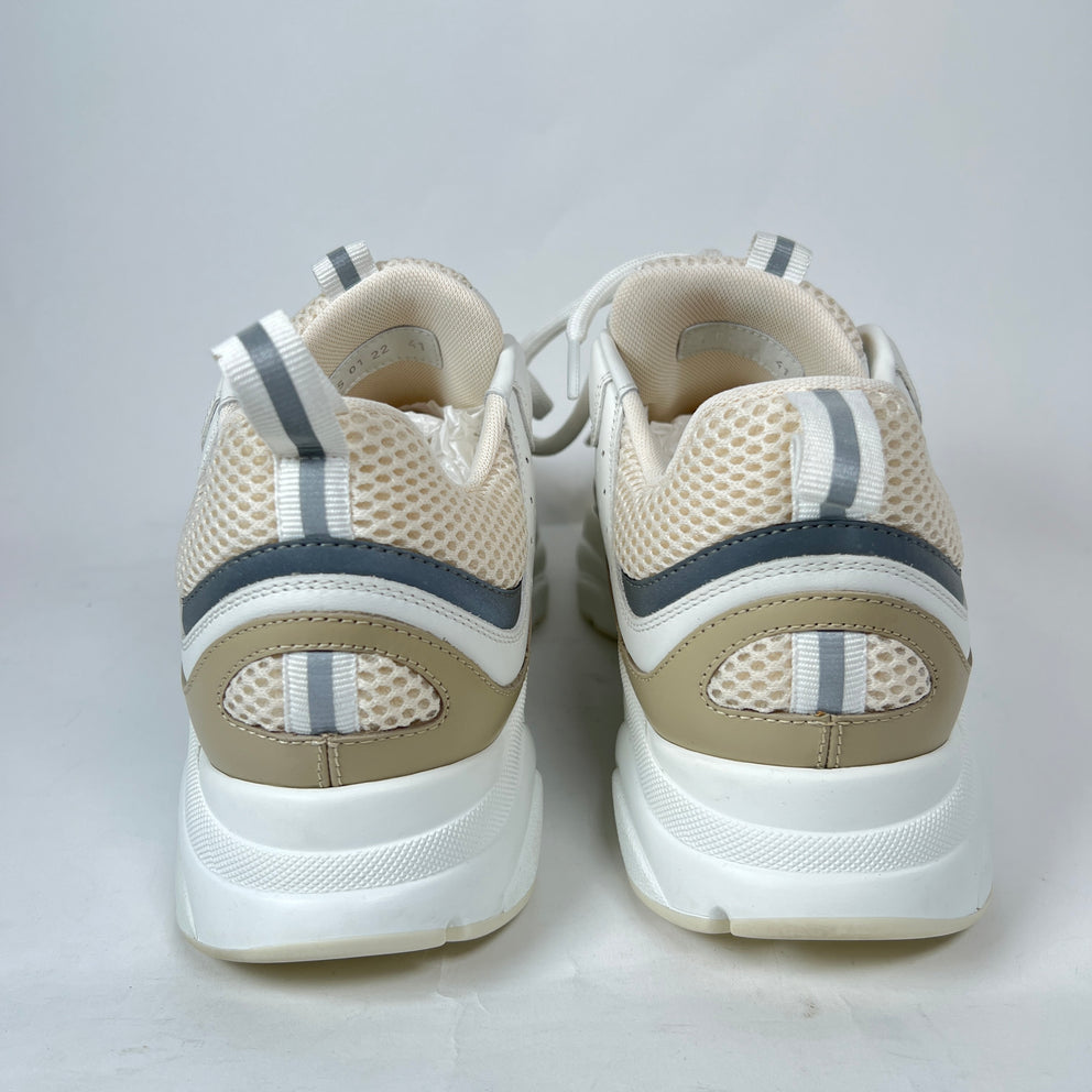 Dior B22 Tan/White Sneaker Size 41