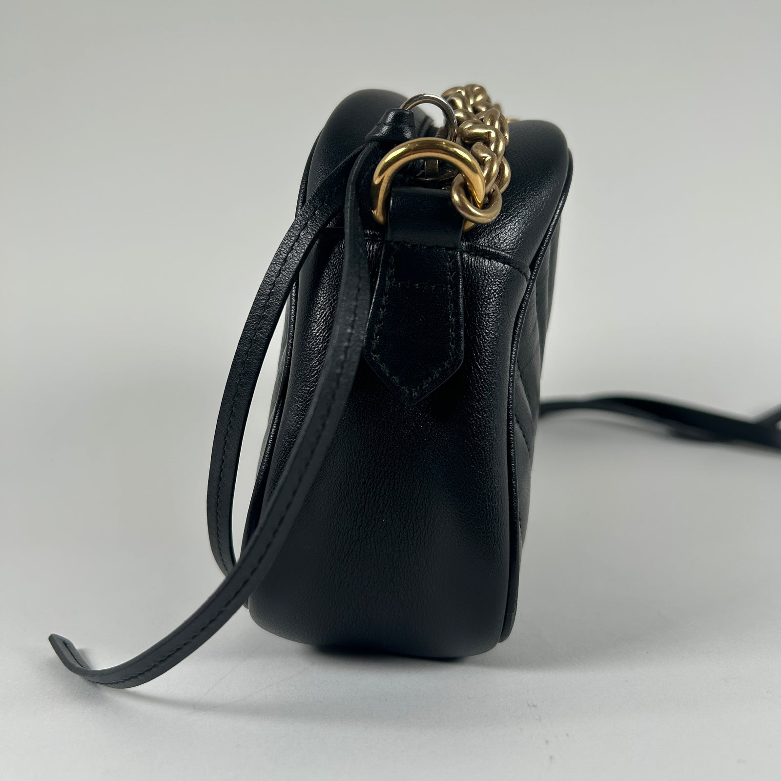 Gucci GG Marmont Small Camera Bag