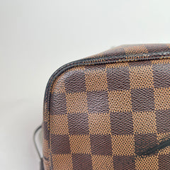 Louis Vuitton Damier Ebene Neverfull MM Toe Bag