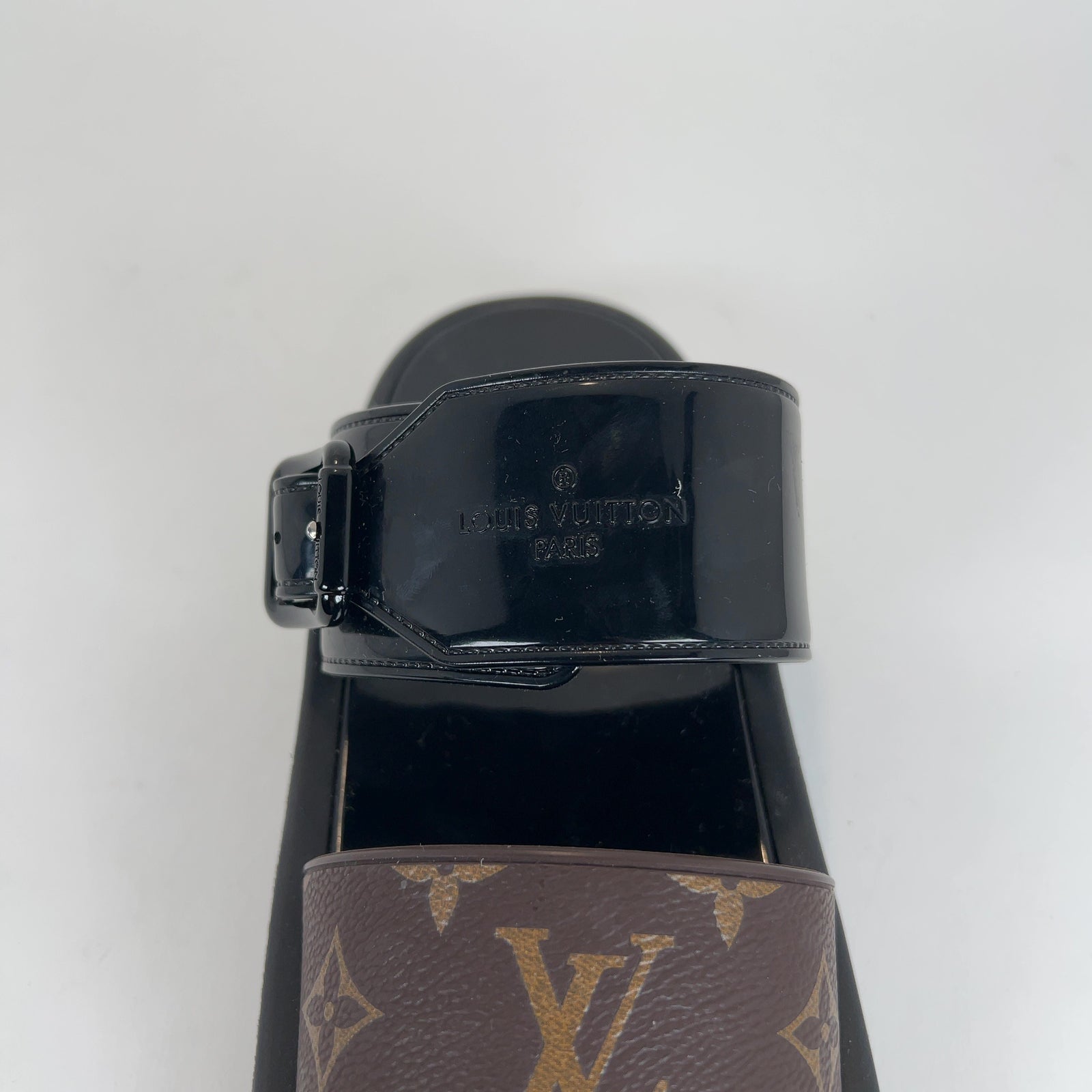 Louis Vuitton Monogram Sunbath Flat Sandals