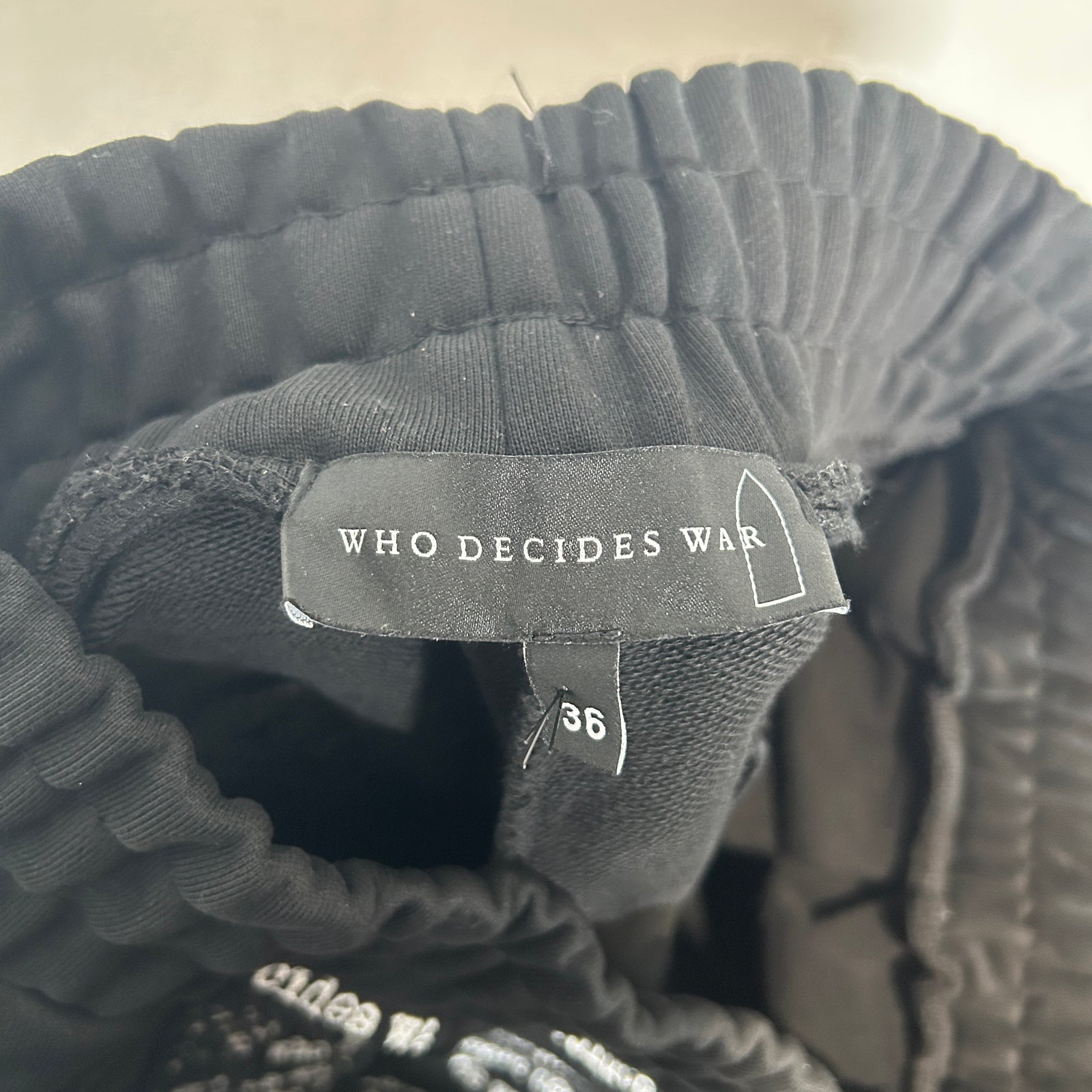 Who Decides War Poem Sweat Pants Size 36