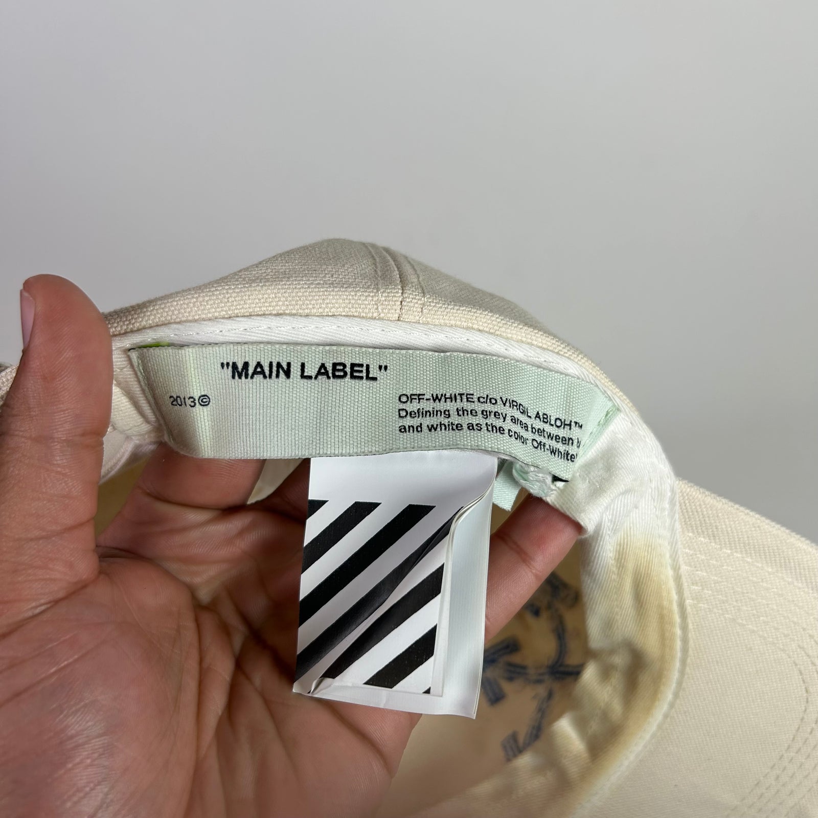 Off-White Floral Arrow Baseball Hat