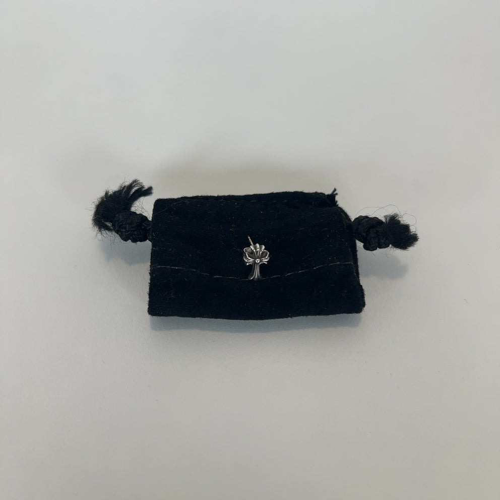 Chrome Hearts Small Cross Stud Earrings