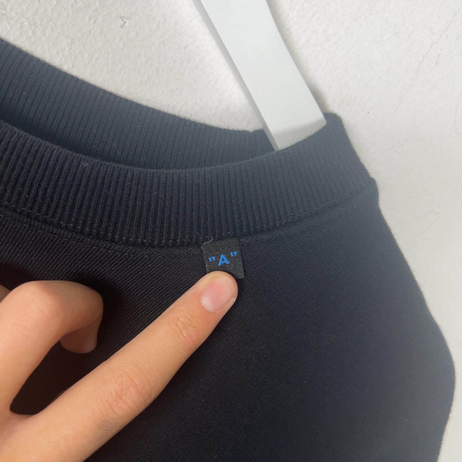 Off-White Yellow Marked Arrows Crewneck