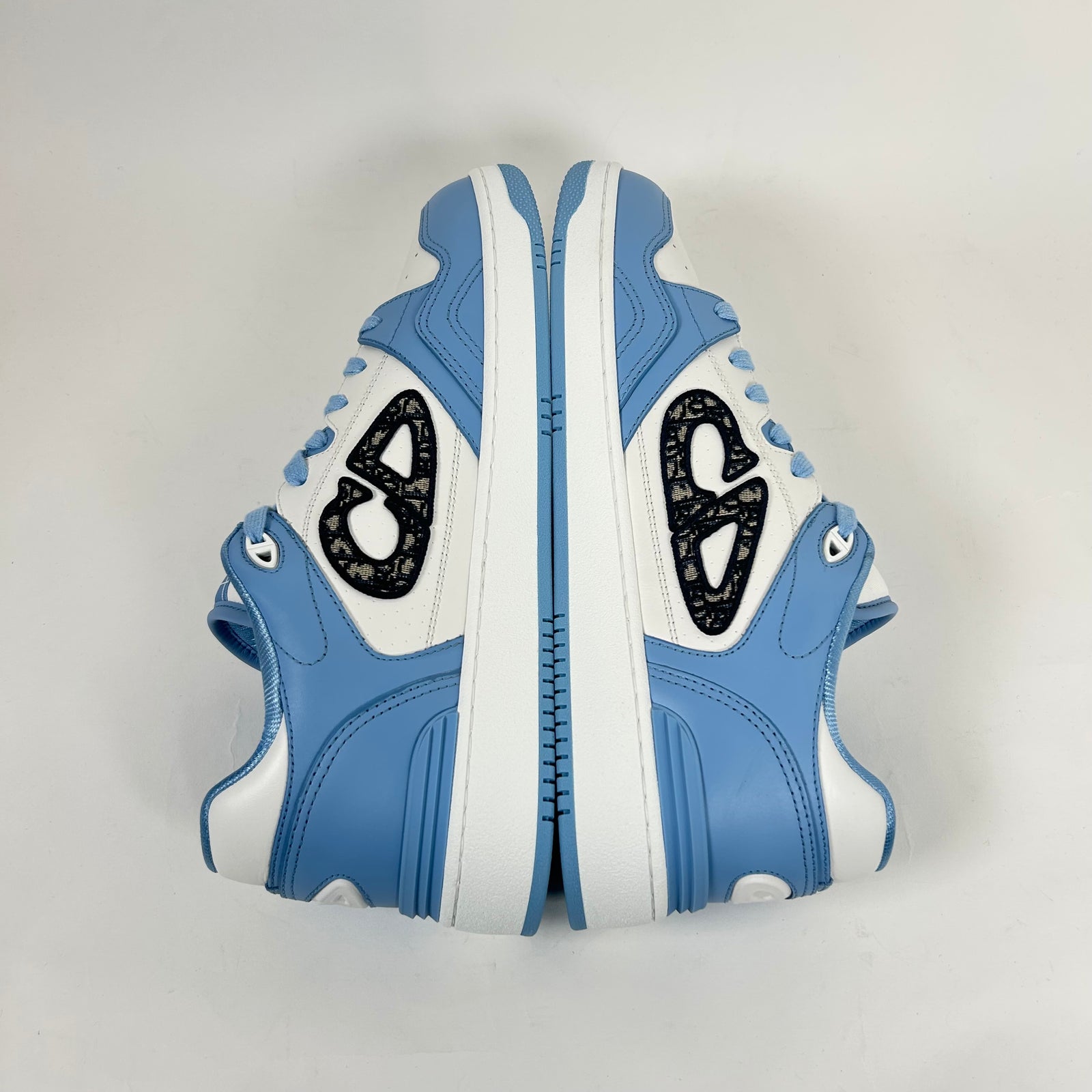 Dior B57 Light Blue Oblique Sneaker Size 44
