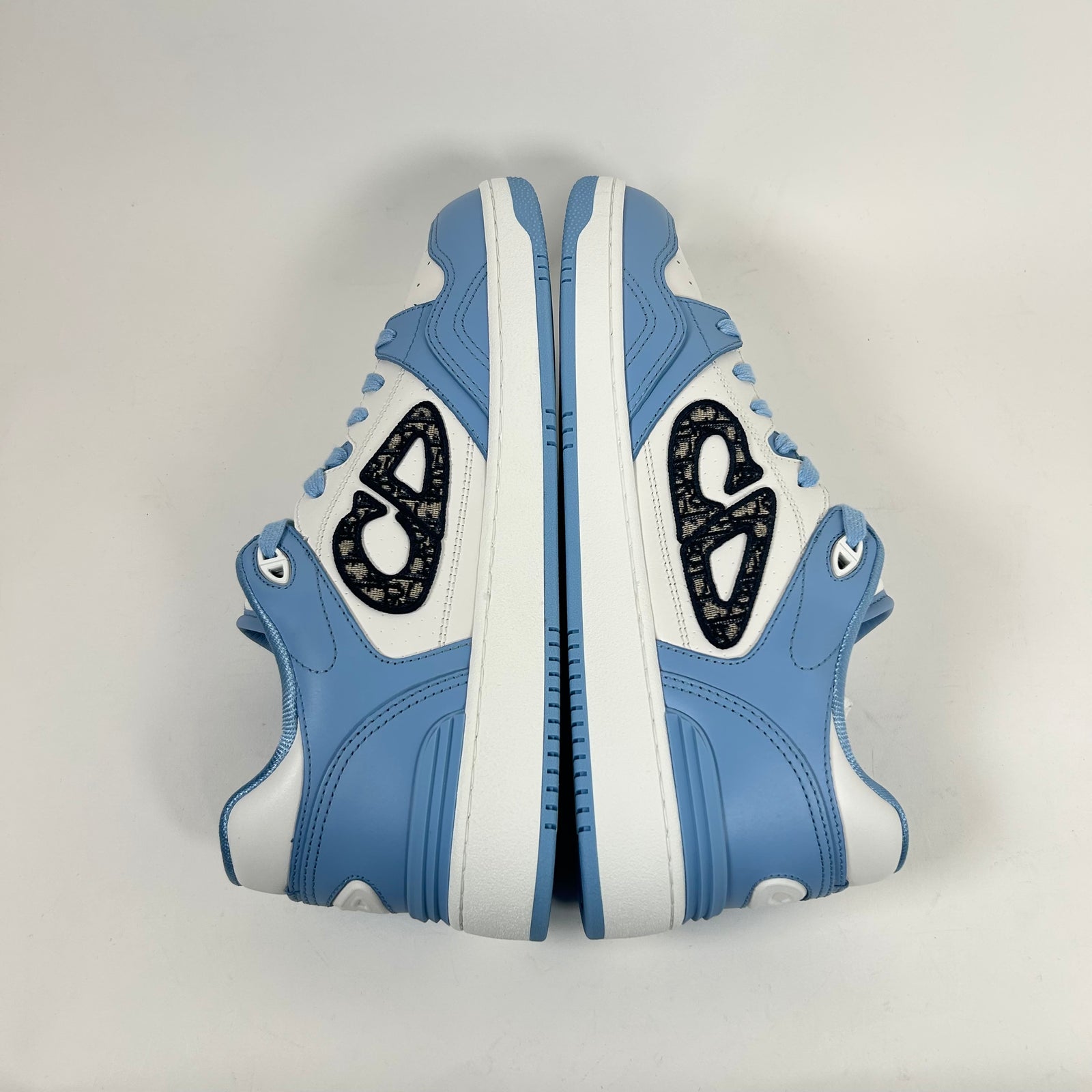 Dior B57 Light Blue Oblique Sneaker Size 43
