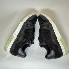 Louis Vuitton Black Monogram Trainer Size LV  9