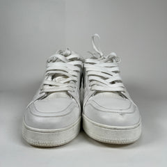 Louis Vuitton Trainer Triple White Size 8