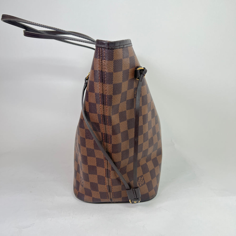 Louis Vuitton Damier Ebene Neverfull MM Toe Bag