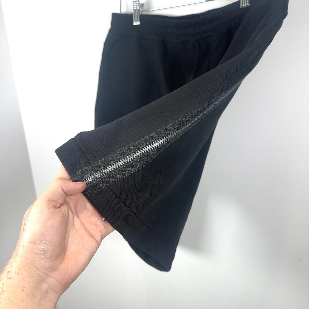 Alexander McQueen Black ZipperGraphic Sweat-Shorts