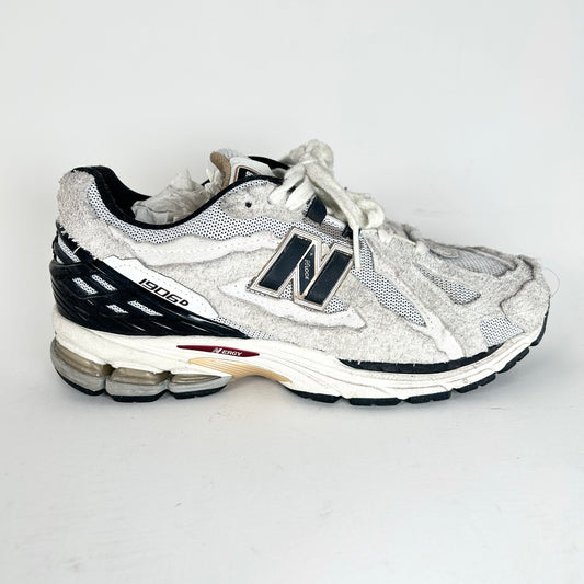 New Balance 1906R Protection Pack Low Tops Size 8