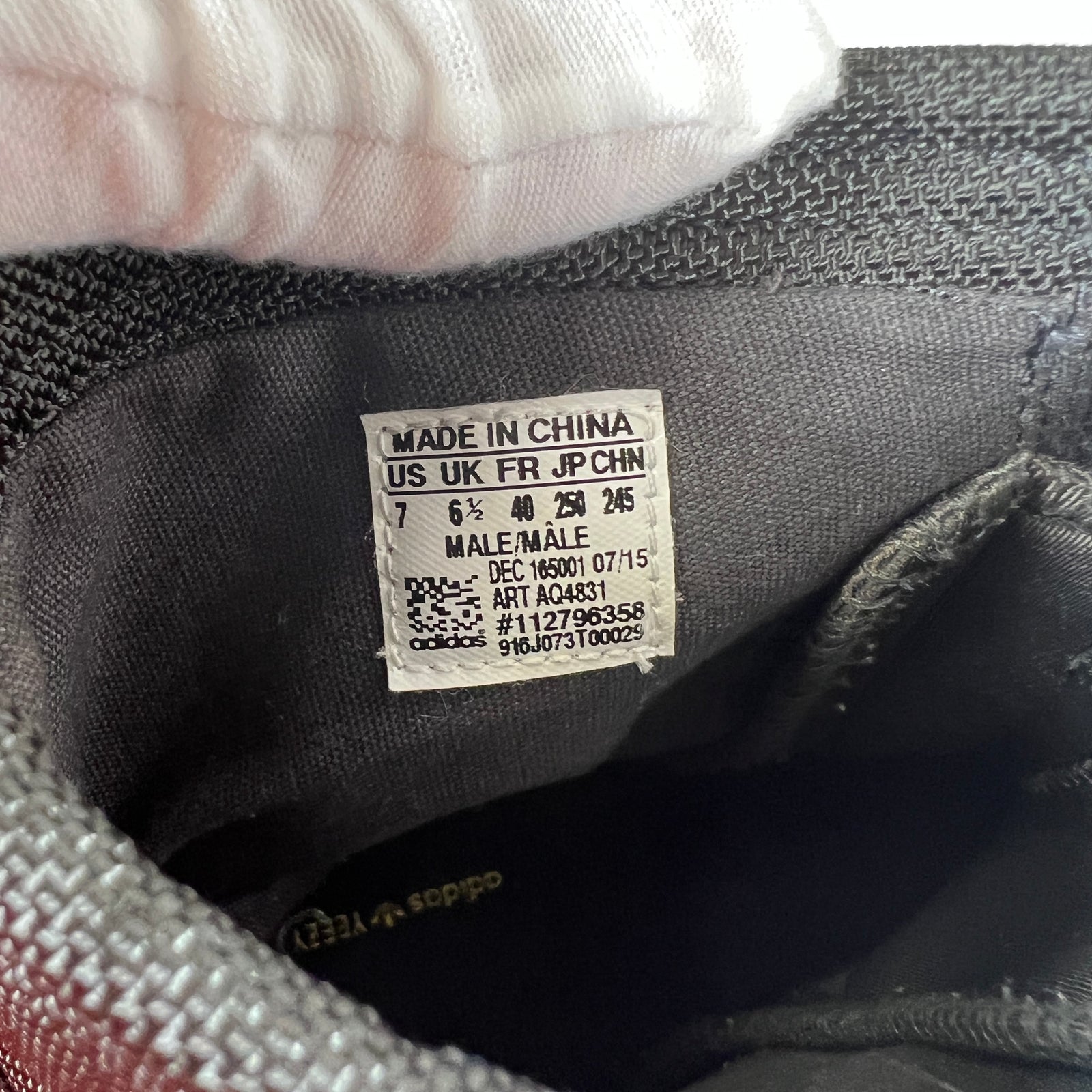 Yeezy 950 Pirate Black Size 7