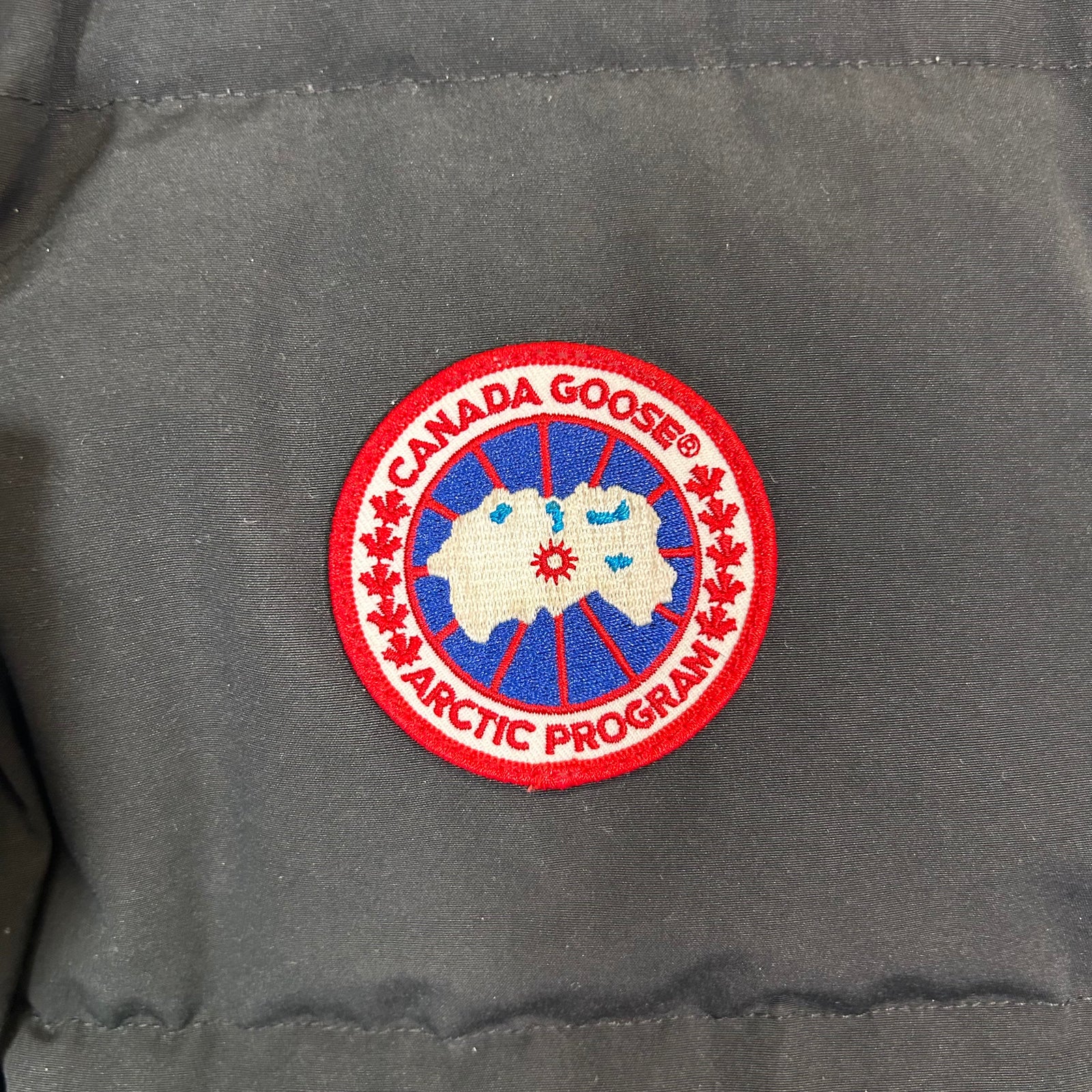 Canada Goose Black Down Puffer Vest Size XL