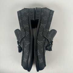 Louis Vuitton Black Monogram Major Loafer Size 9