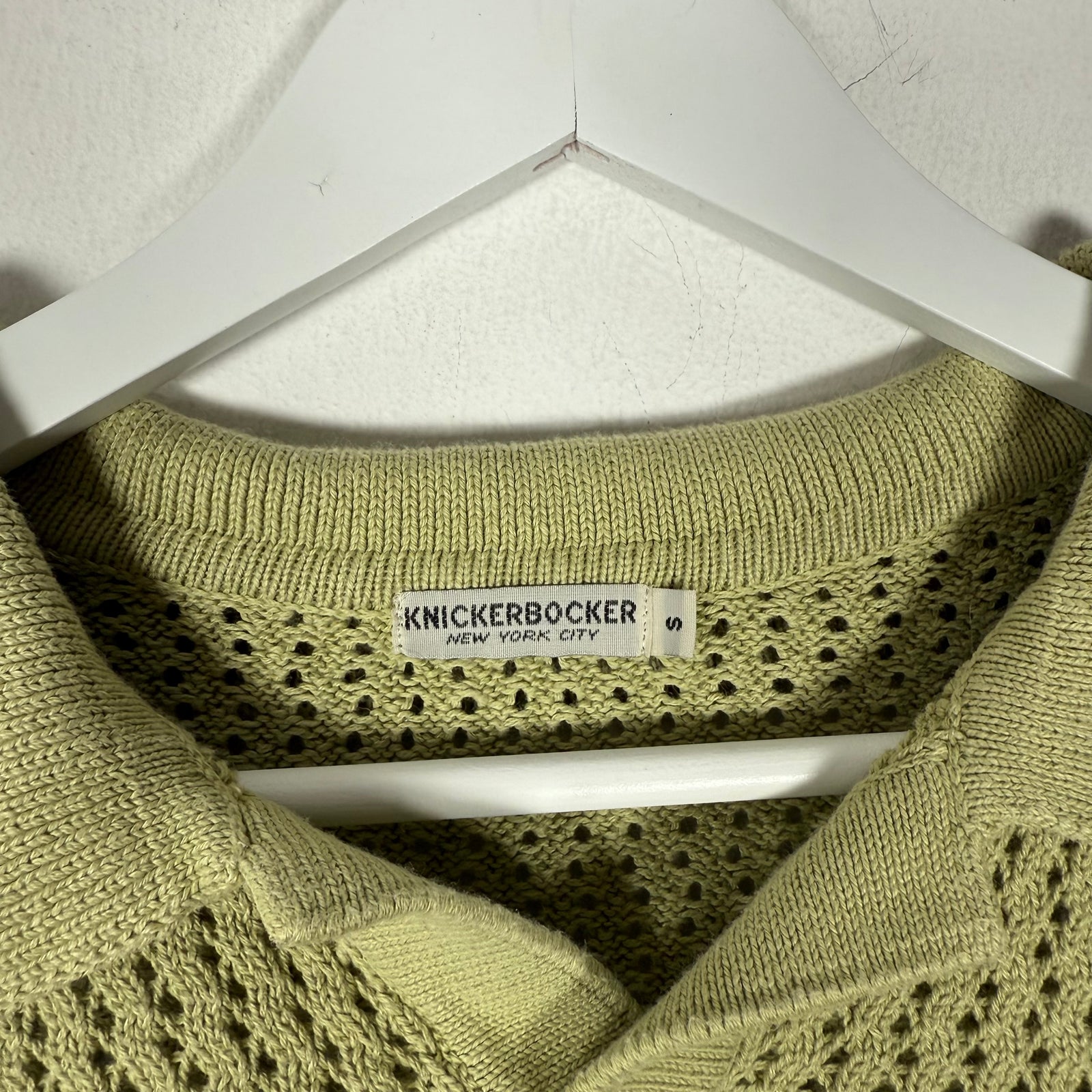 Knickerbocker Pale Green Knit Polo Size S
