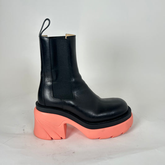 Bottega Veneta Black/Pink Flash Chelsea Boots Size 37
