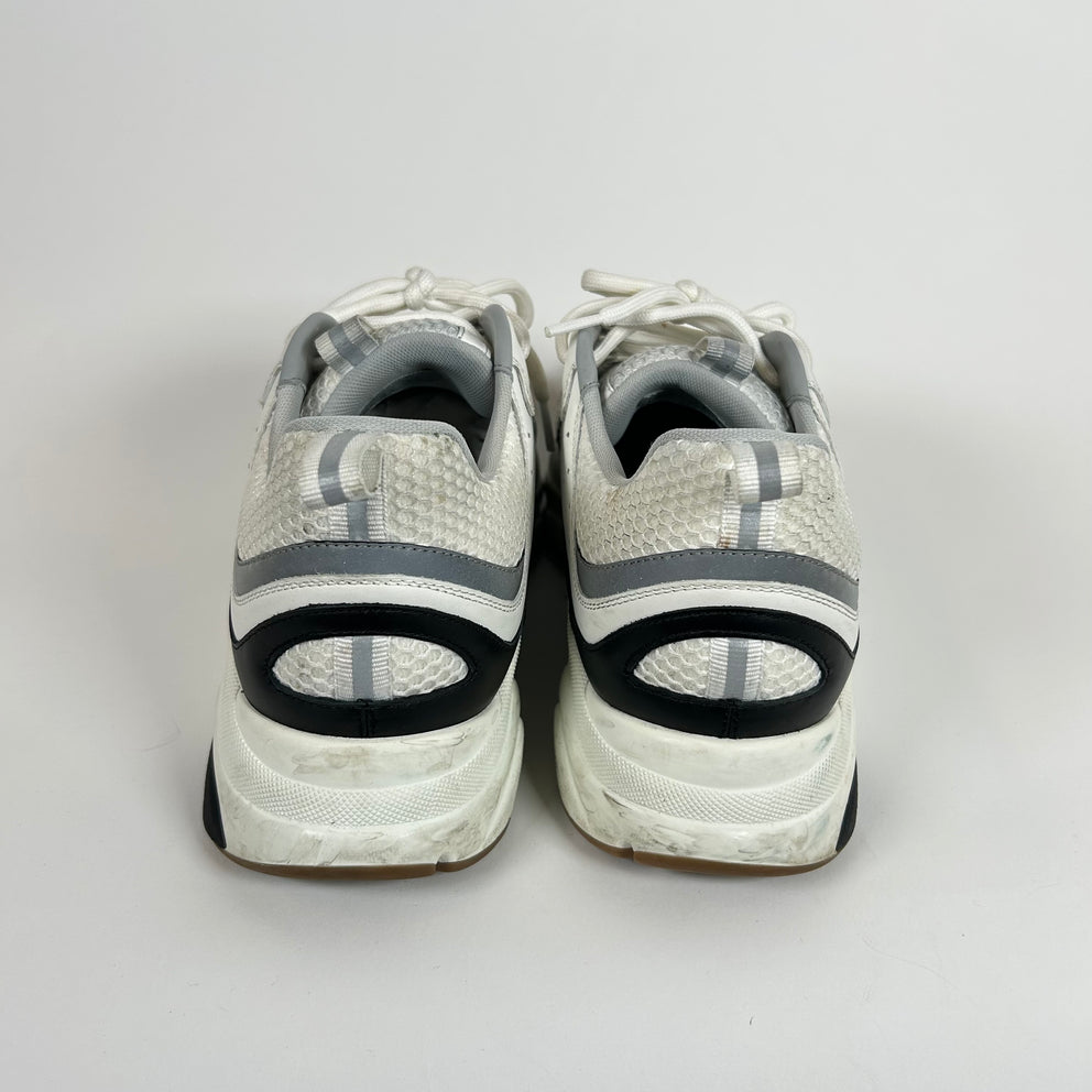 Dior B22 White/Black Sneaker Size 44