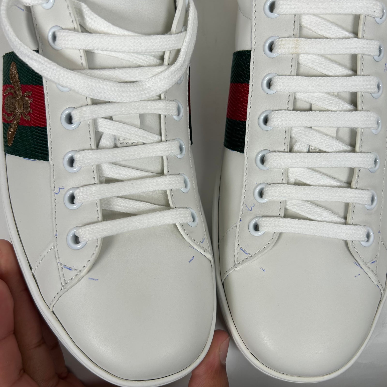 Gucci White Ace Bee Sneaker Size GG 9.5