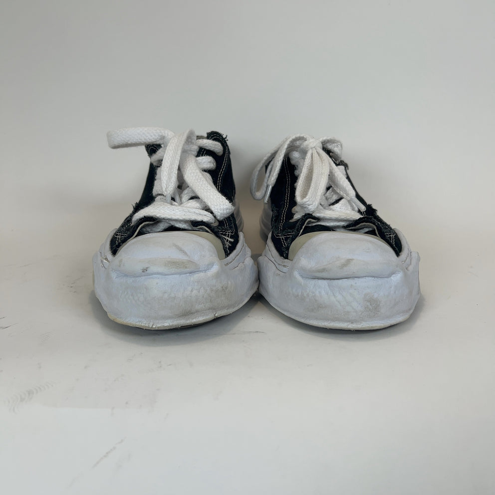 Maison Mihara Yasuhiro Classic Lowtop Sneakers