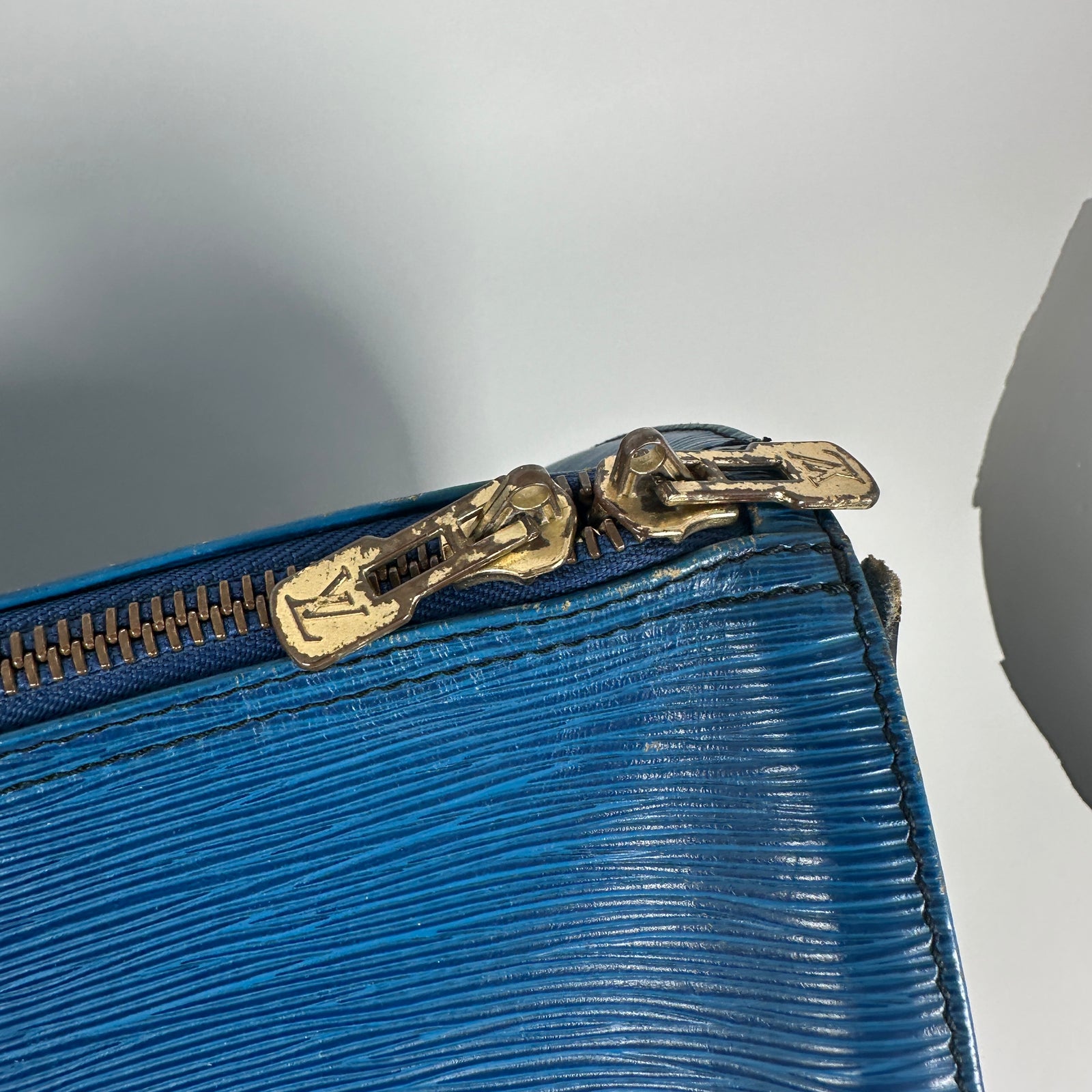 Louis Vuitton Blue Epi Leather Duffle Keepall Size 45