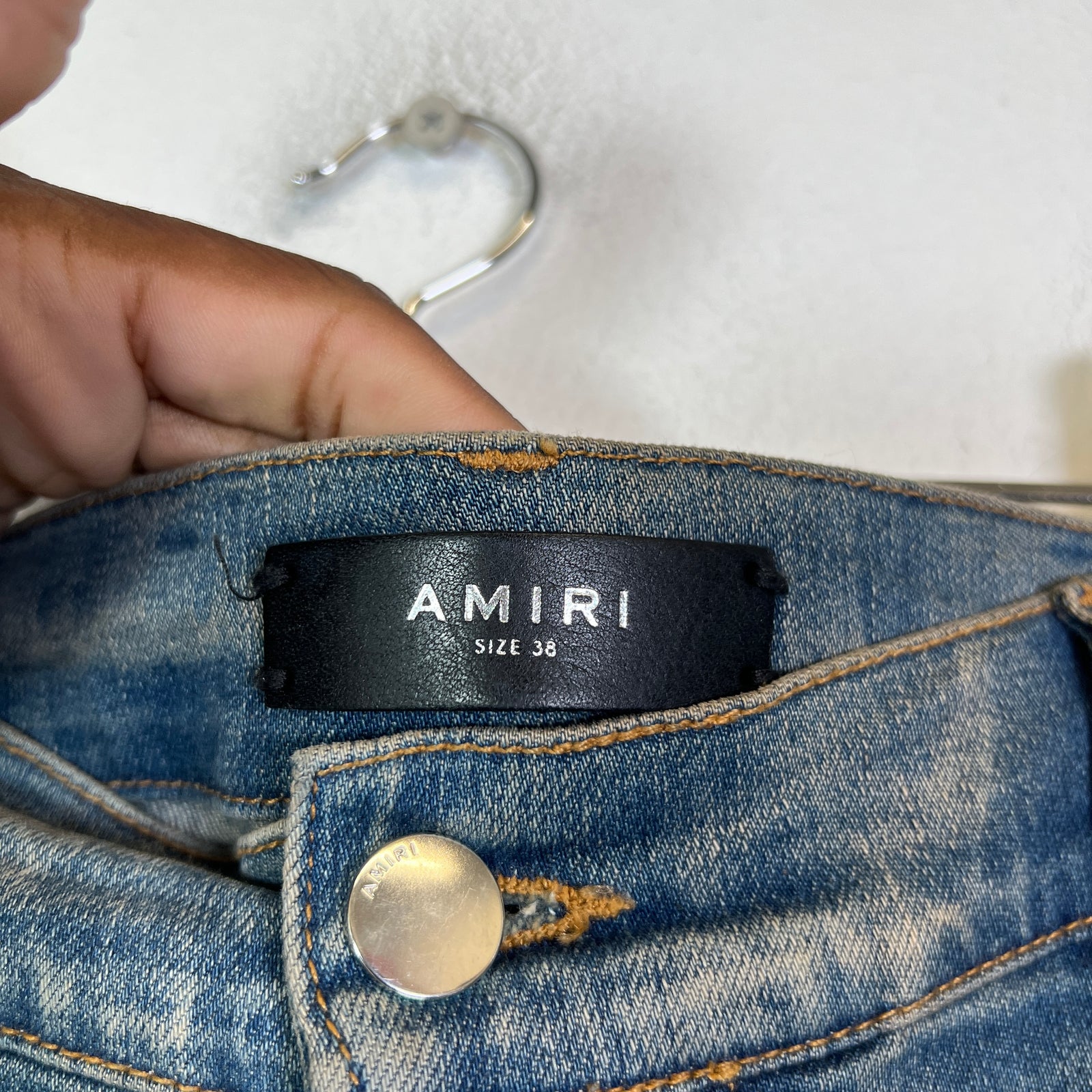 Amiri Clay Indigo Core Applique Logo Jeans