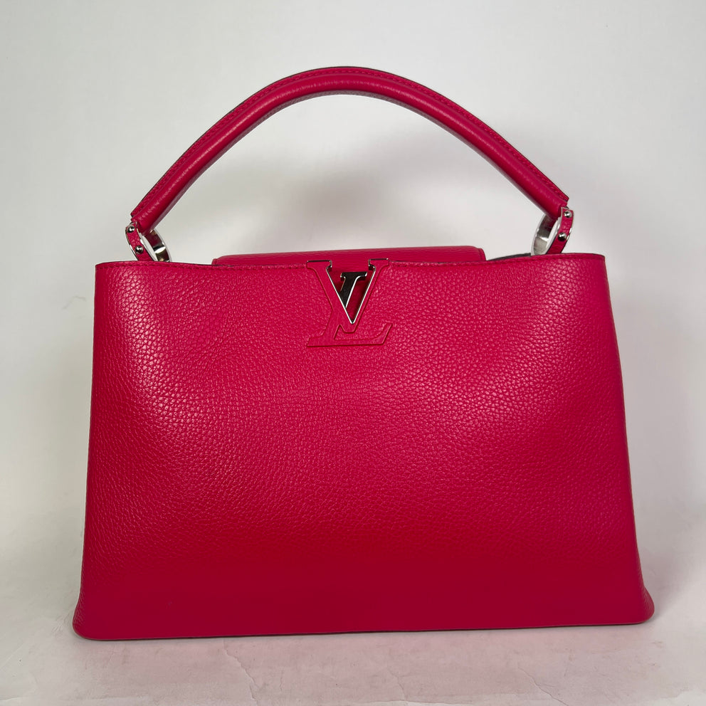 Louis Vuitton Capucines Red Taurillon Leather MM Handbag