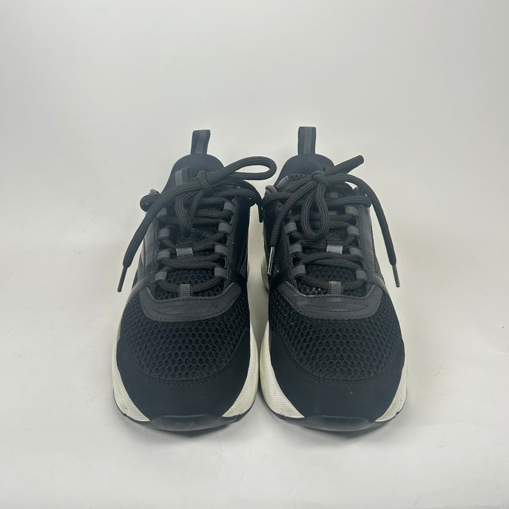 Dior Black/White B22 Sneaker Size 39
