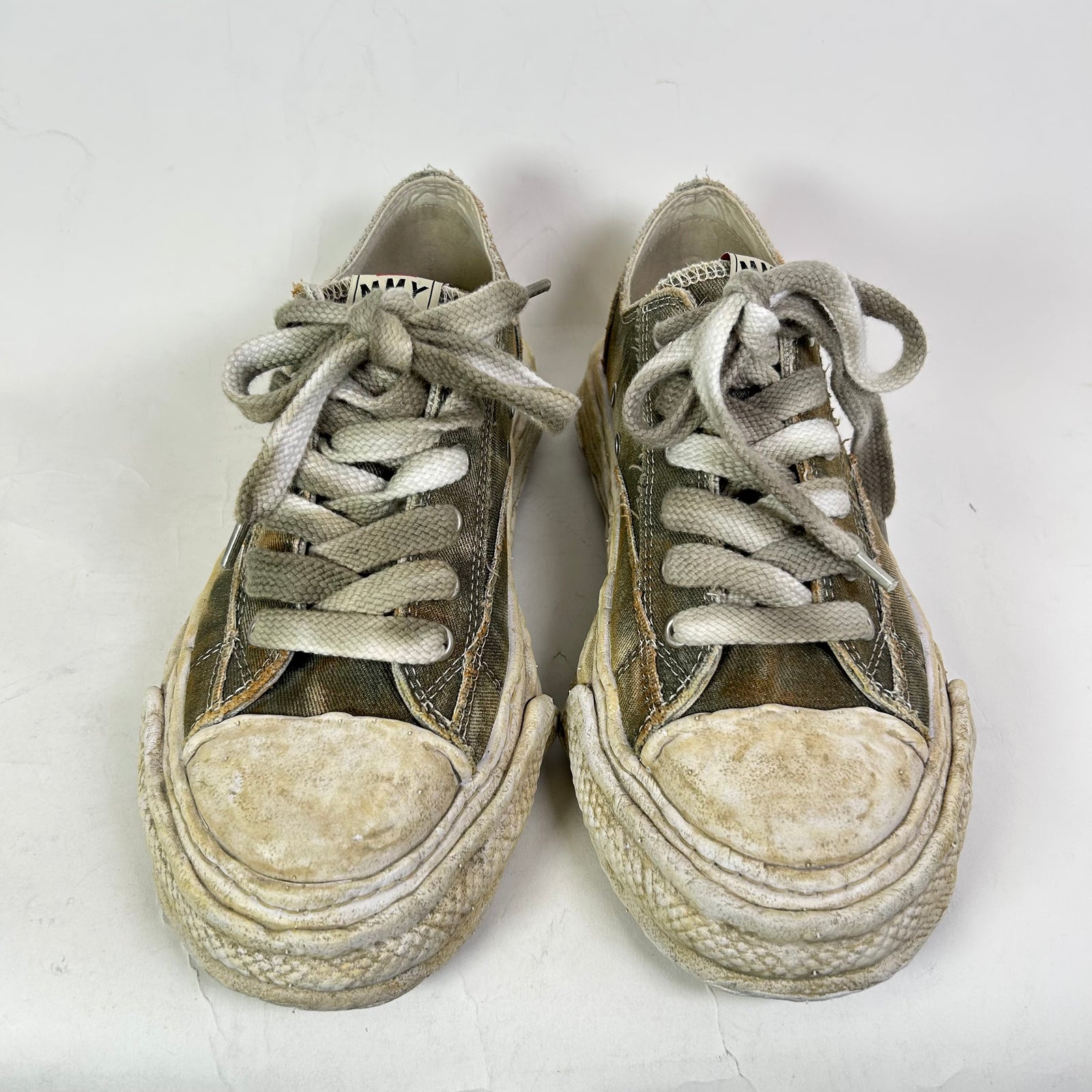 MMY Peterson23 OG Sole Low-Top Sneakers
