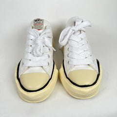 Mihara Yashiro White Low Top Size 41