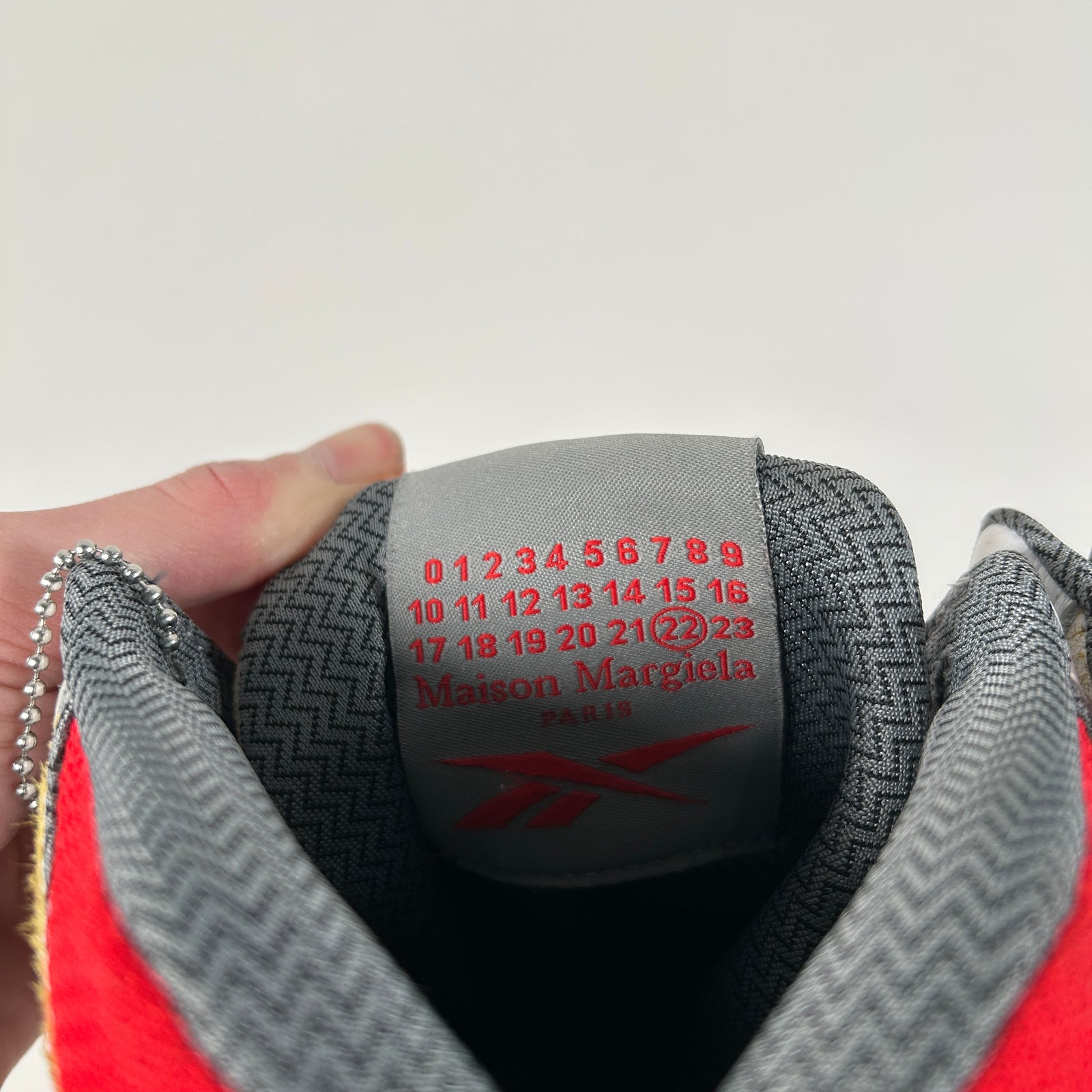 Maison Margiela x Reebook White/Red 'TZ Pump' High-Top Sneaker Size 10