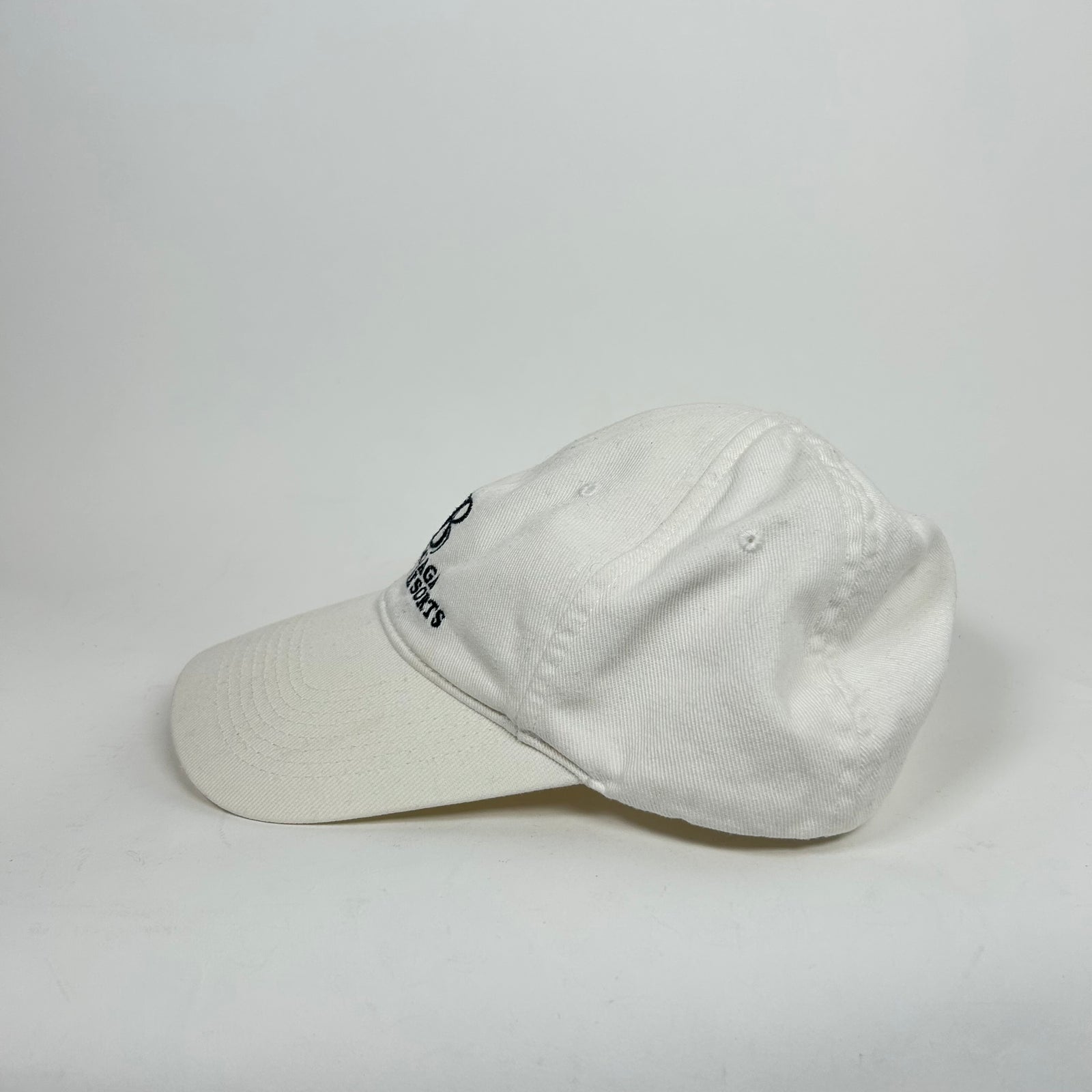 Balenciaga White Hotels & Resorts Hat Size L