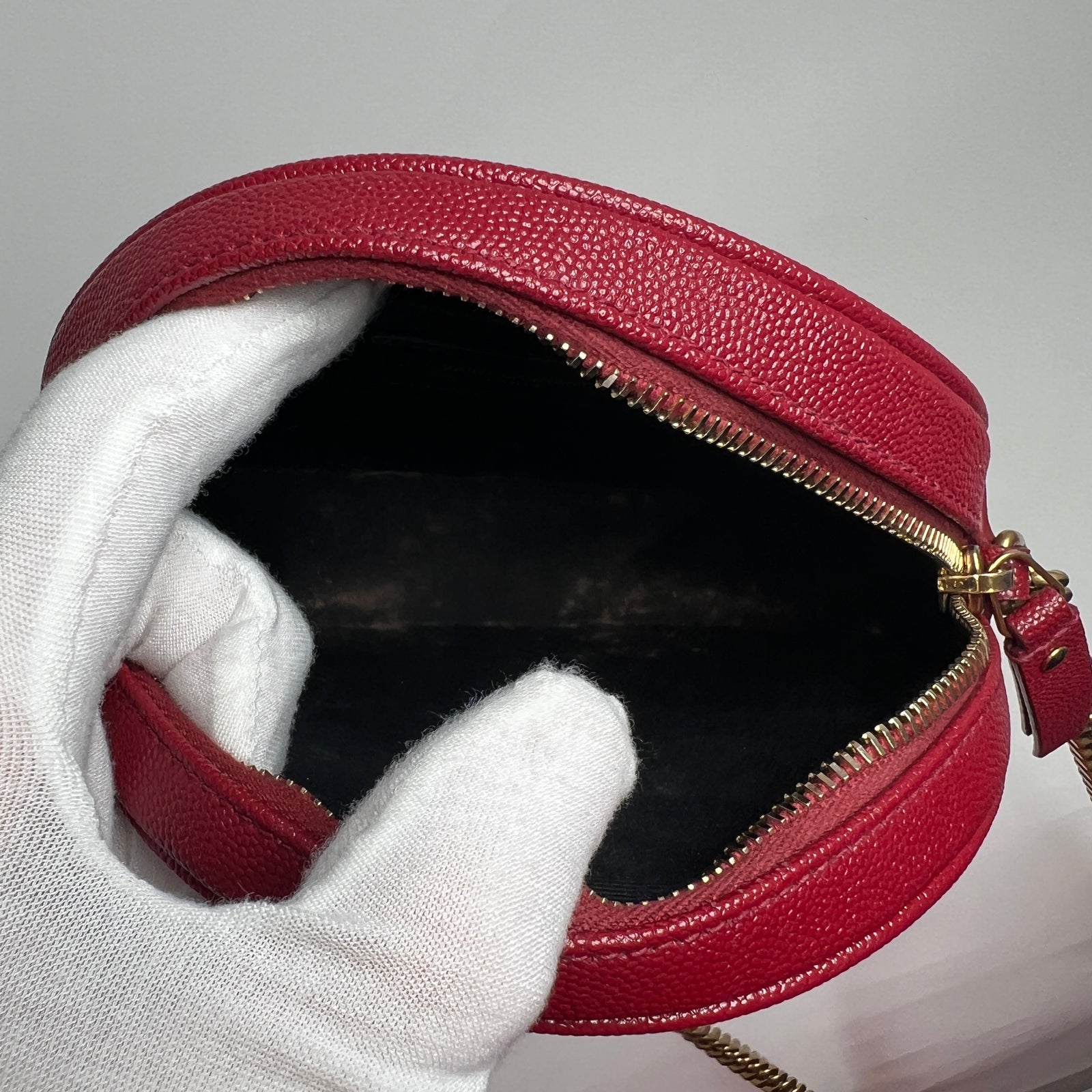 YSL Round Opyum Red Round Vinye