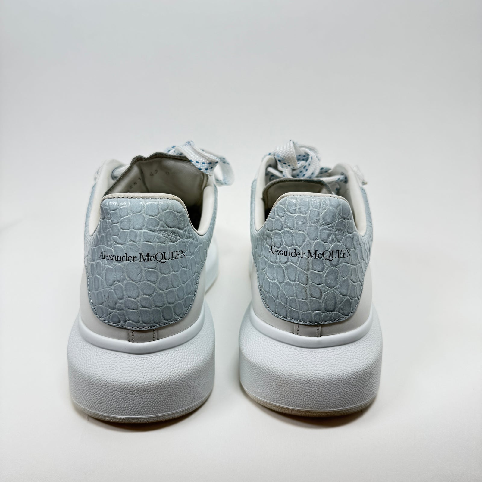 Alexander McQueen White/Blue Croc Embossed Sneaker Size 42