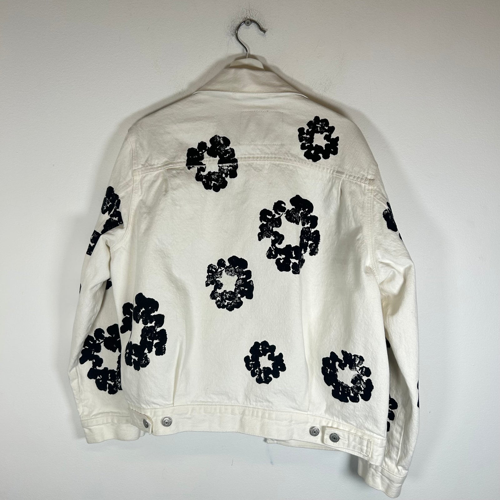 Denim Tears White Wreath Jean Jacket Size M