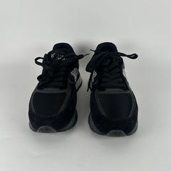 Louis Vuitton Runaway Black / Grey Sneakers Size LV 6.5