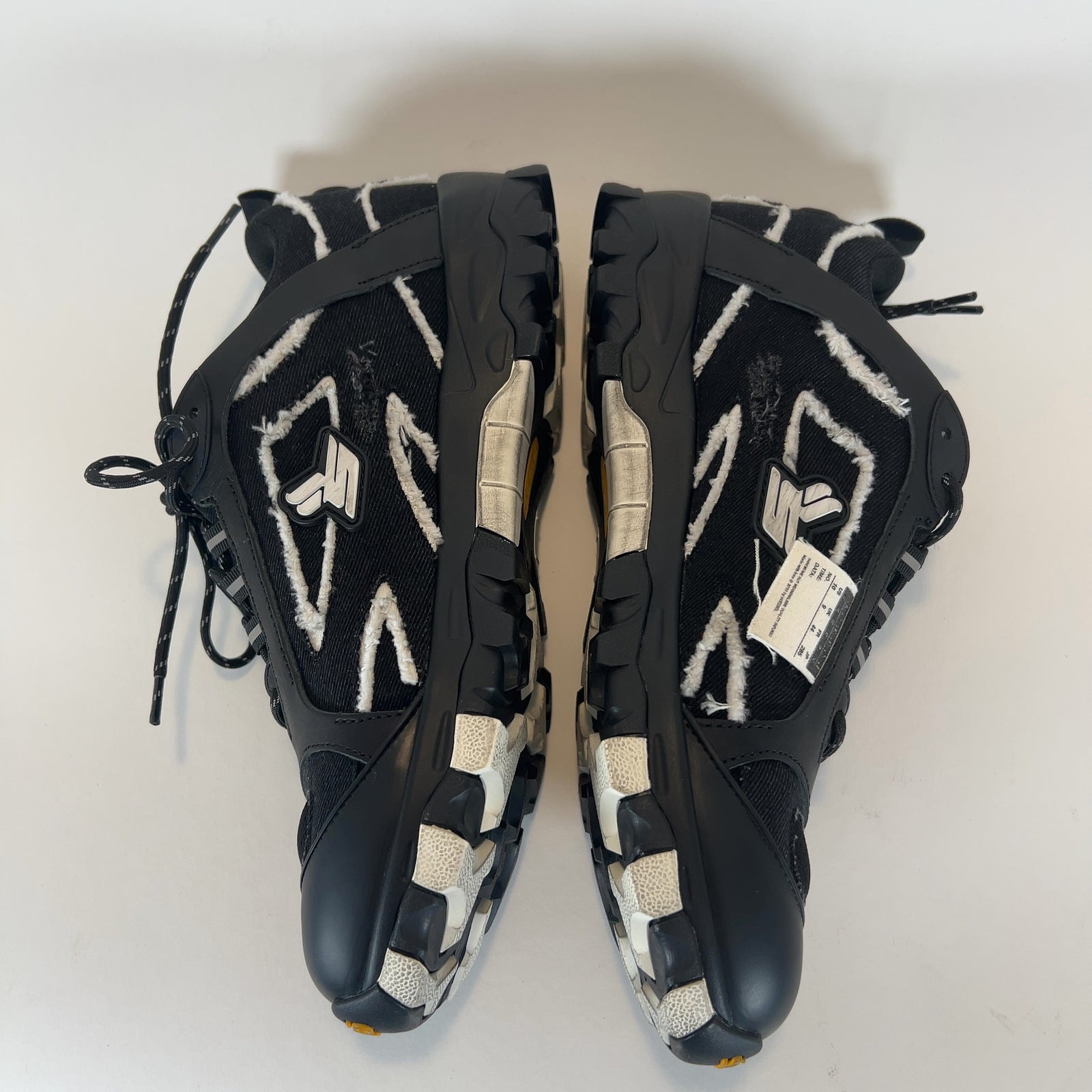 Sicko Vessel 'Born From Pain' Hiking Shoes