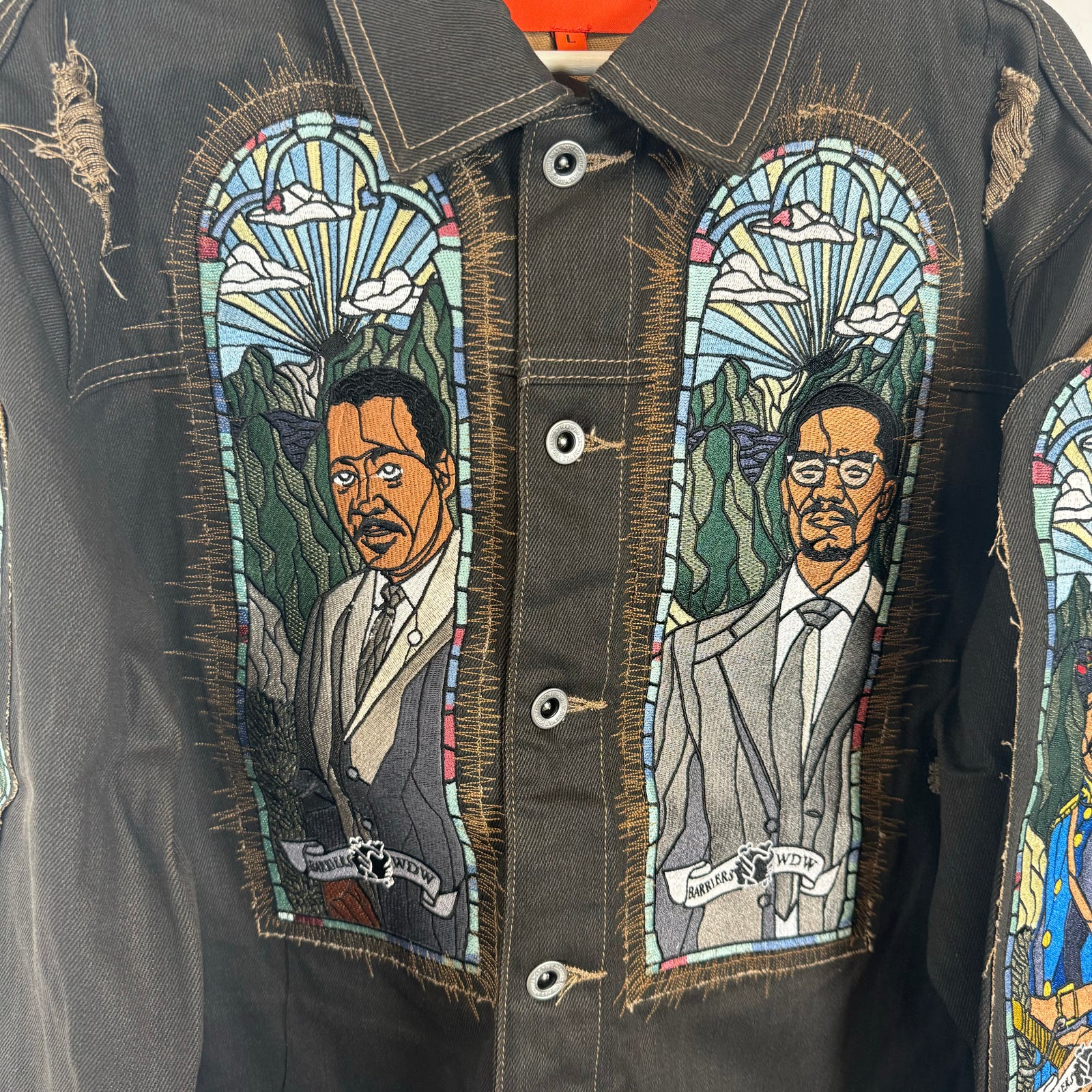 Who Decides War x Barriers NY Monument Embroidered Denim Jacket Size L
