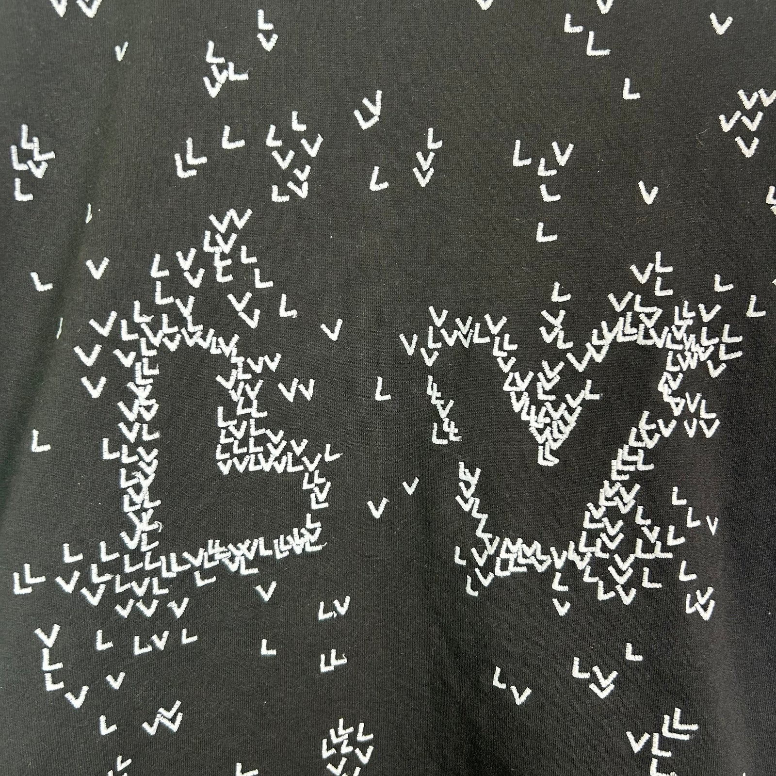 Louis Vuitton Black LV Spread Embroidery T-Shirt Size M