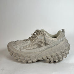 Balenciaga Beige Defenders Size 44