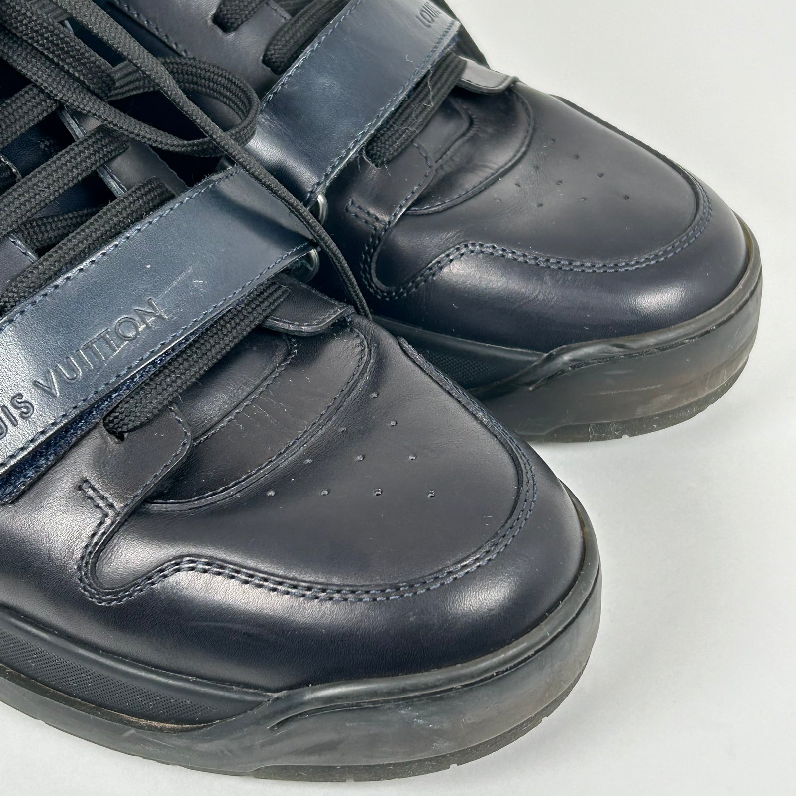 Louis Vuitton Trail Blazer High Top Sneaker Size LV8.5