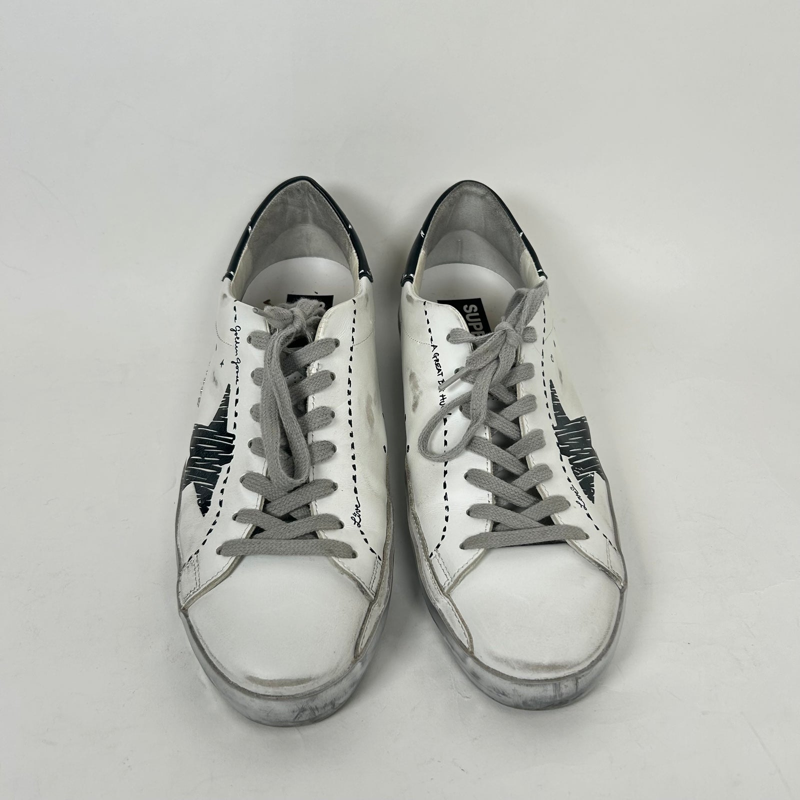 Golden Goose Low Top Sneaker SIze 41