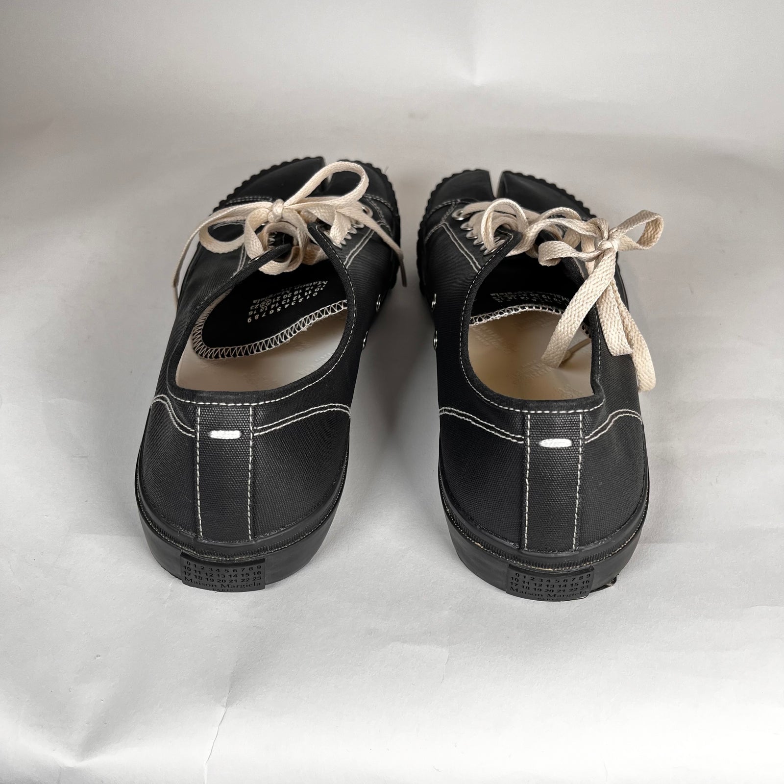 Maison Margiela Canvas Low Tabis Size 42