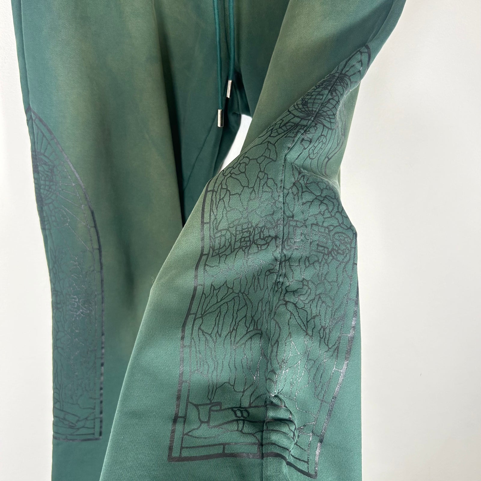 Who Decides War Green Logo Sweatpants Size 36