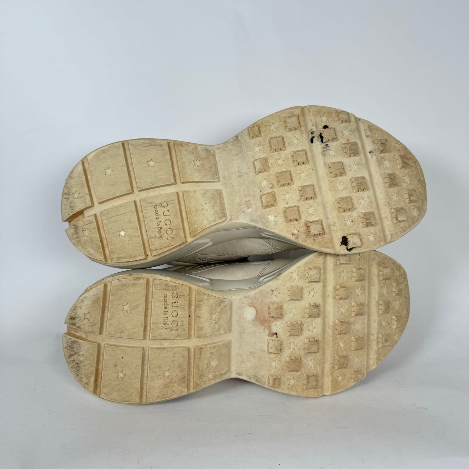 Gucci Beige Mouth Print Rhyton Sneakers Size 9