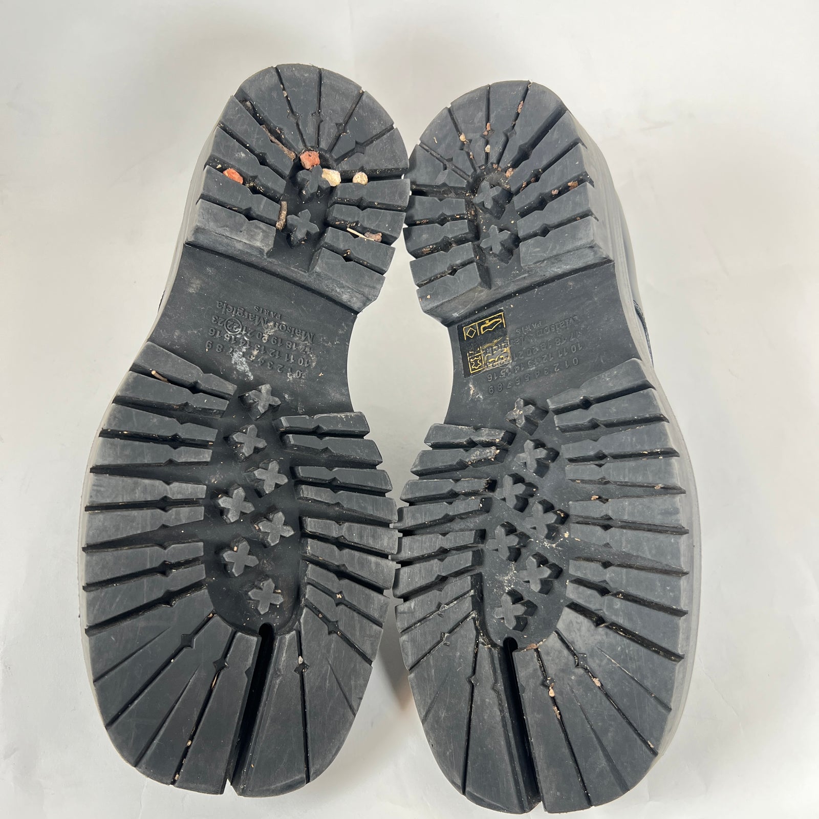 Maison Margiela Black Tabi Derbys Size 38