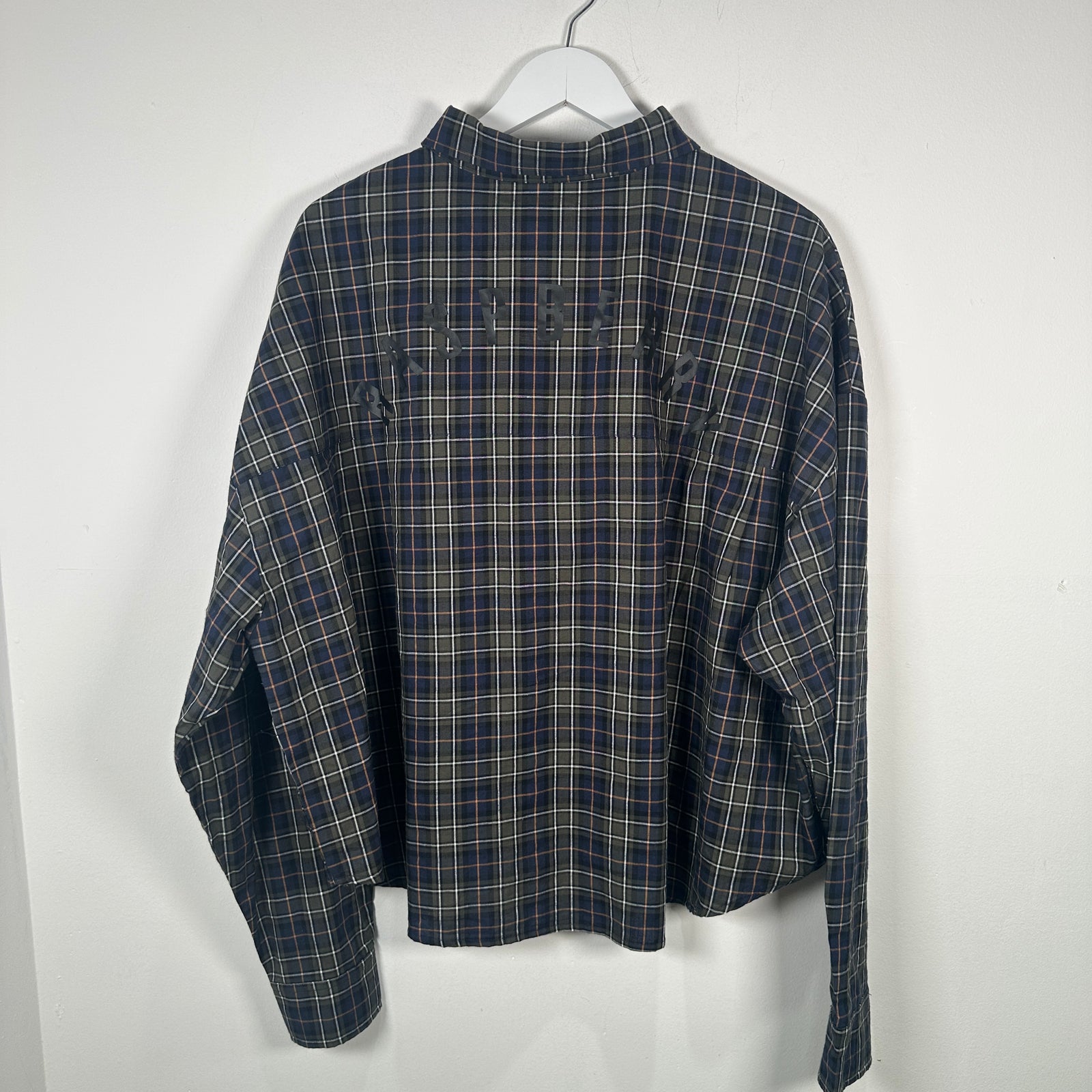 Raspberry Hills Back Logo Flannel Size L
