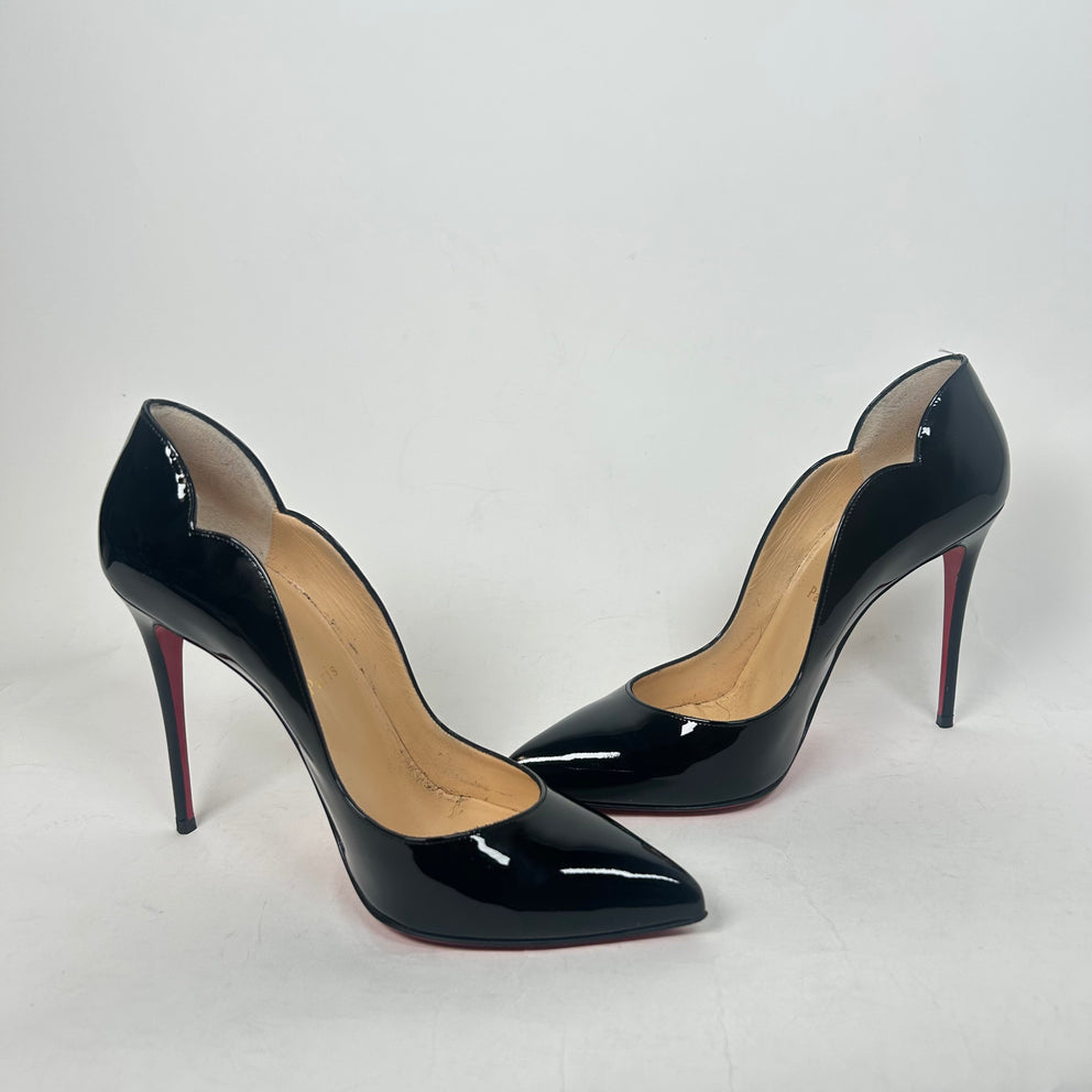 Christian Louboutin Black Patent Hot Chick 100 Heels Size 38.5