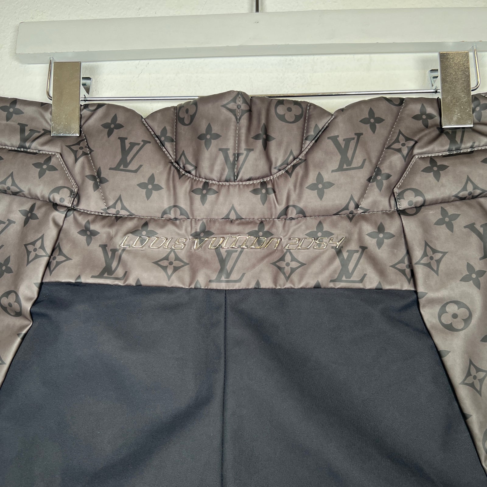 Louis Vuitton Monogram 2054 Heat Reactive Padded Shorts Size S